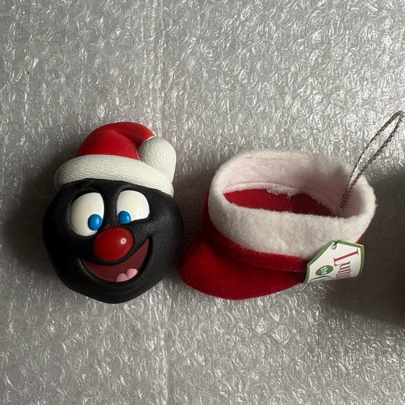 Hallmark "Lumpy the Coal" Hot Potato Game - Picture 2 of 6